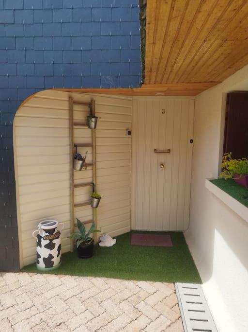 Apartment Plain-pied T1 Patio Et Jardin Tremuson